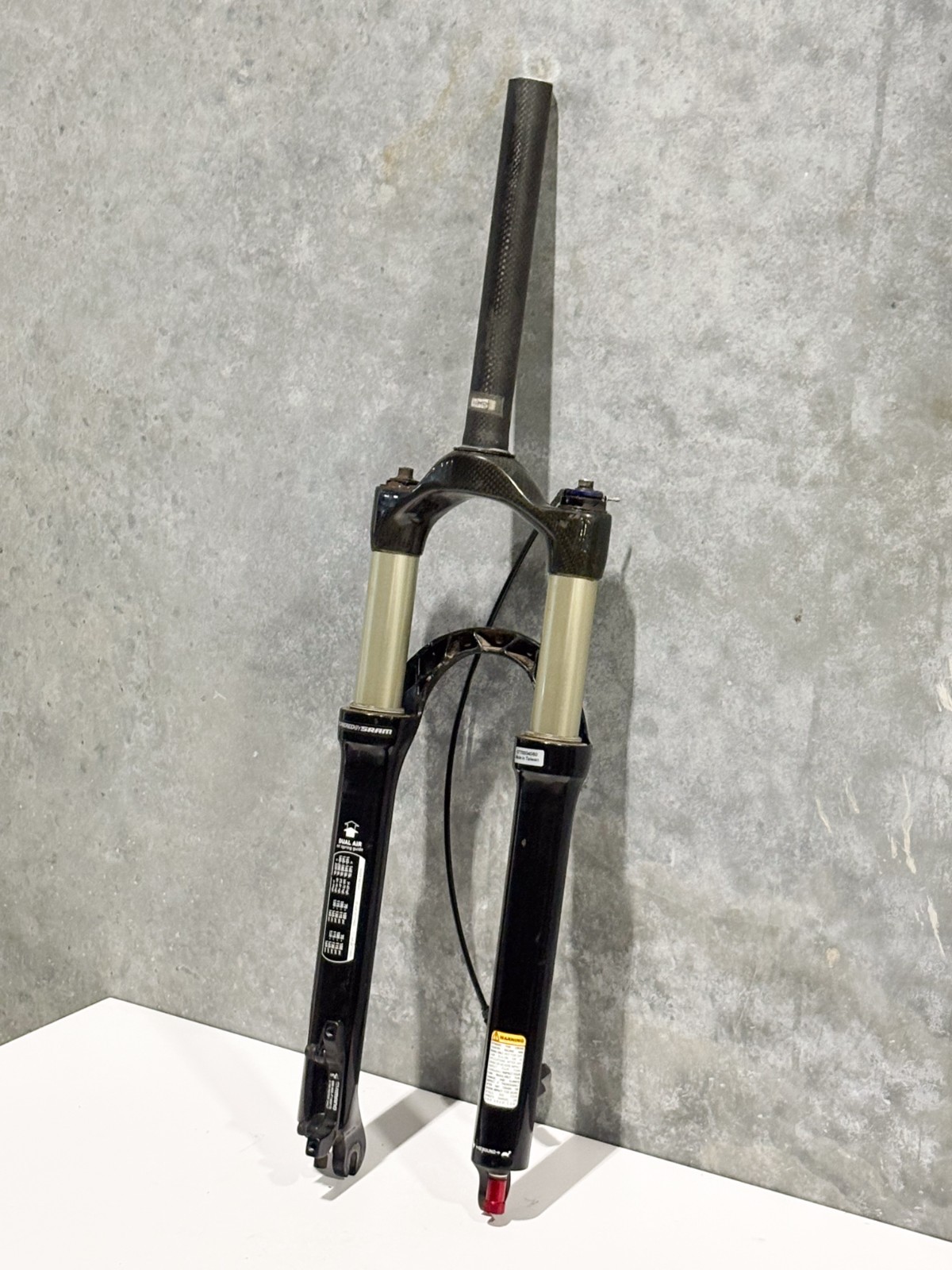 Rock Shox Reba World Cup WC BlackBox Carbon Motion Control Disc 100mm 26″ 1 1/8