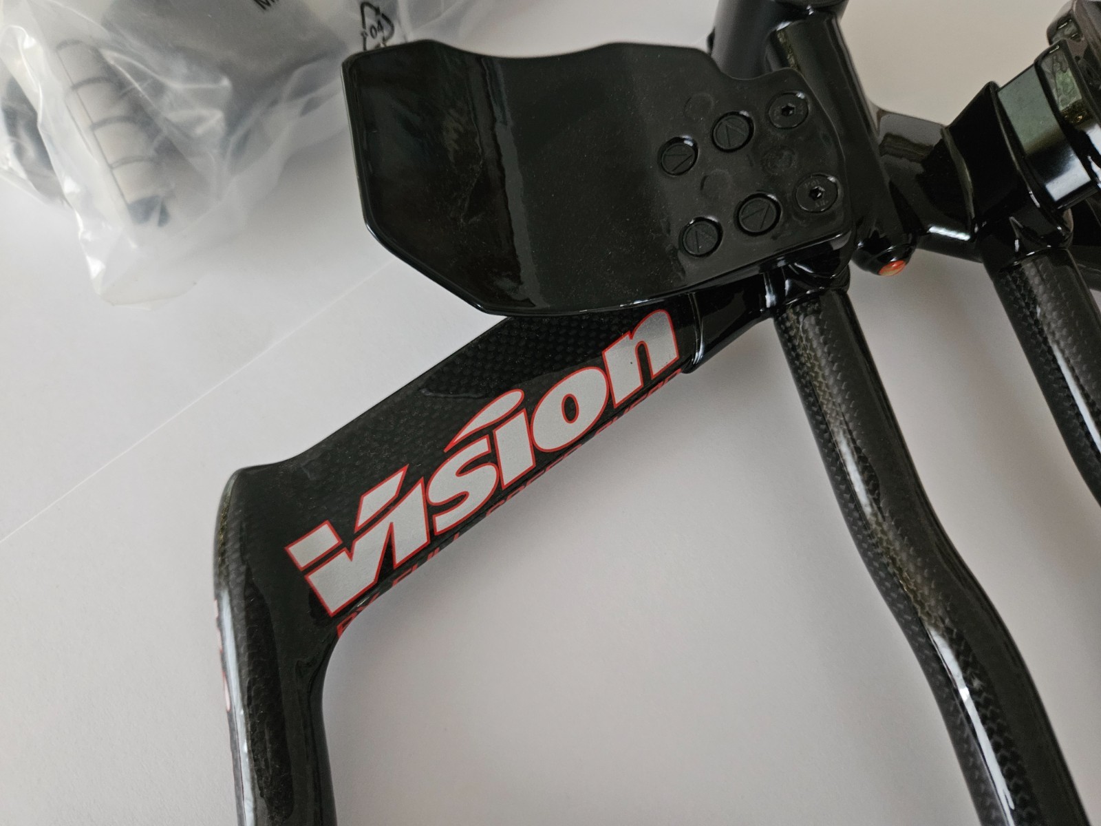NOS FSA Vision Trimax Integrated Aero Bar 1-1/8″ x 41cm Carbon Fiber R Bend