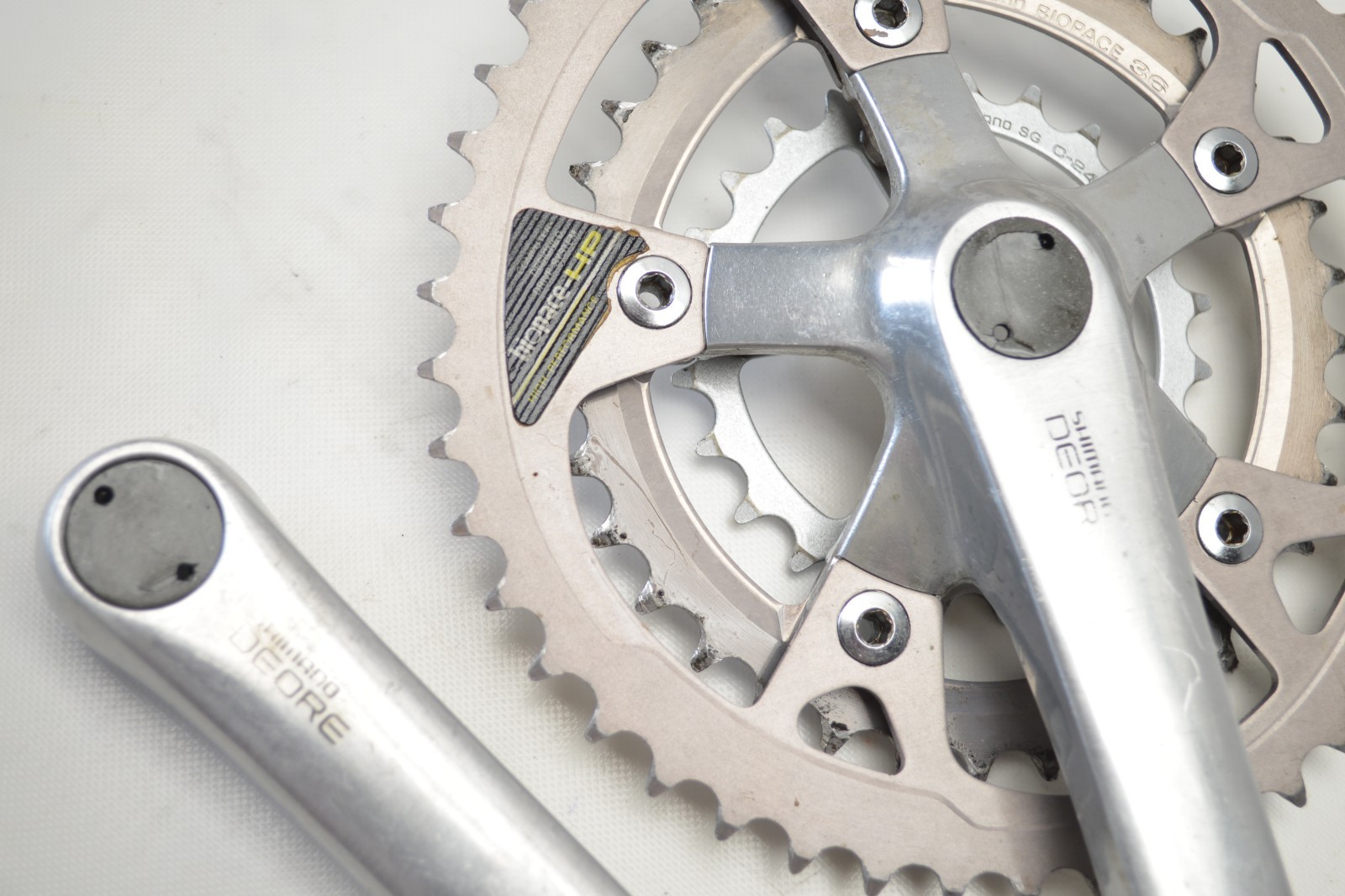 SHIMANO DEORE DX BICYCLE 175 MM BIOPACE-46/36 R 24 TOOTH JIS CRANKSET FC-MT60