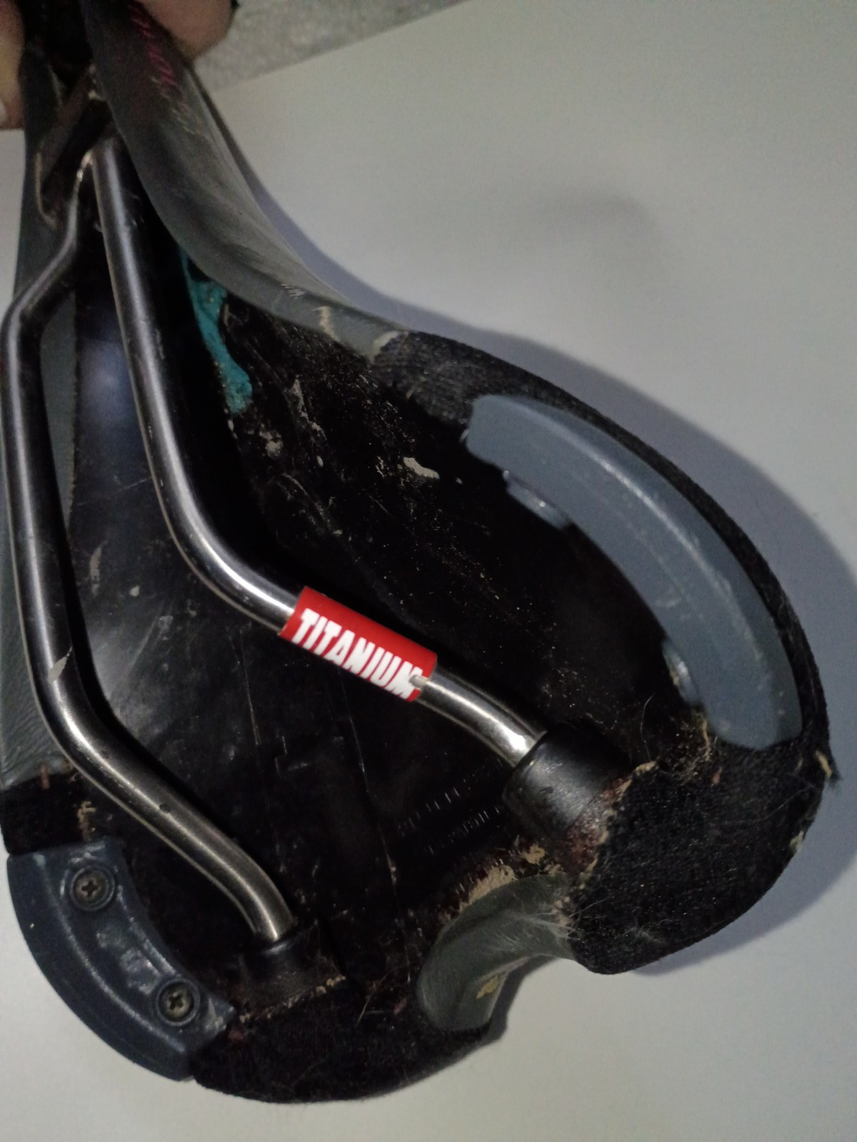 Mens Avocet Air O2 40R Titanium Saddle GREY Leather Italy MTB SADDLE