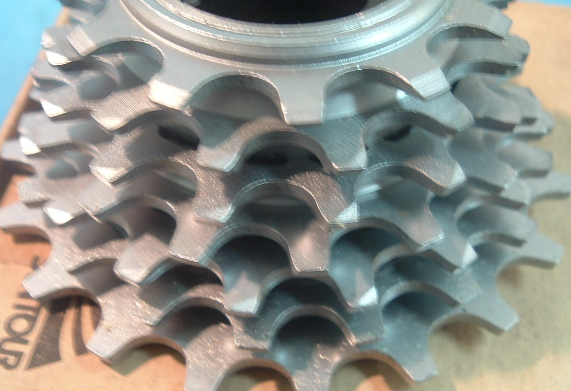 SunTour Winner Ultra 7-Speed 12T-19T Freewheel NEW / NOS Road- Mint- NIB+