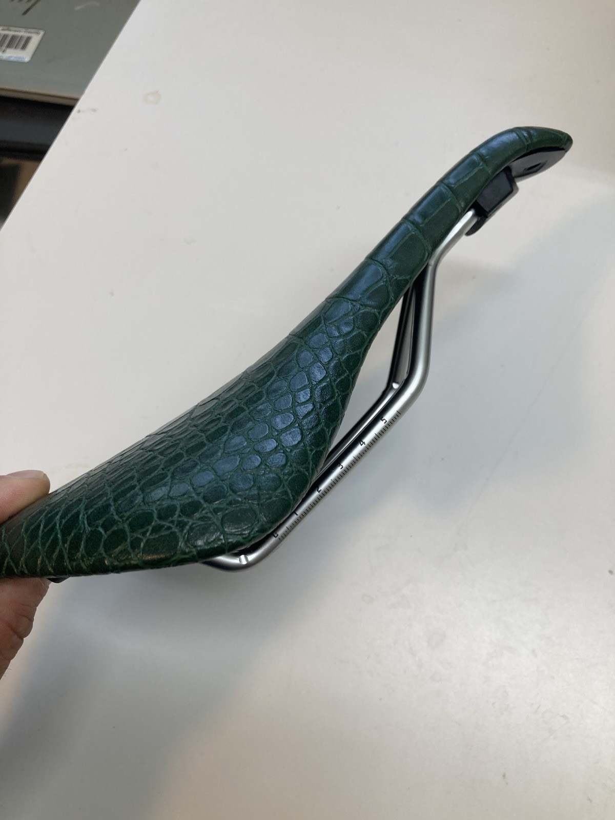 Green leather saddle 160mm x 250mm road gravel mountain bike seat short power