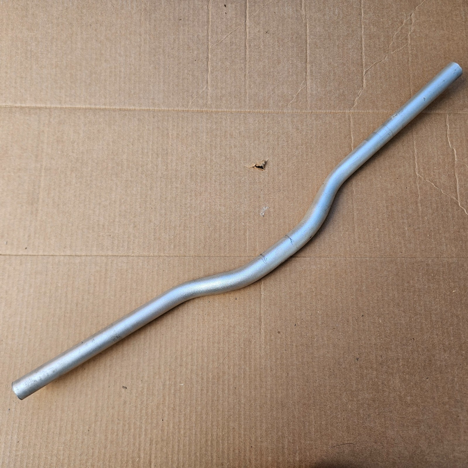 Easton EA70 Monkey Bar Aluminum Riser Bars 65cm x 25.4mm Silver