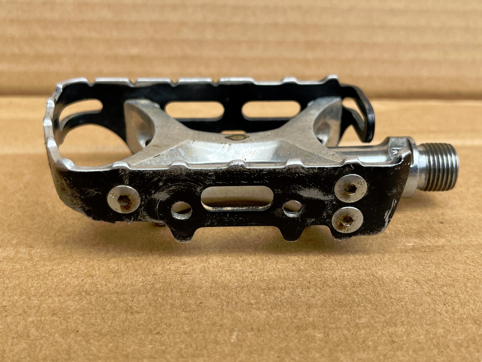 Vintage Suntour XC Pro WTB Grease Guard 9/16” Mountain Bike Pedals Made In Japan