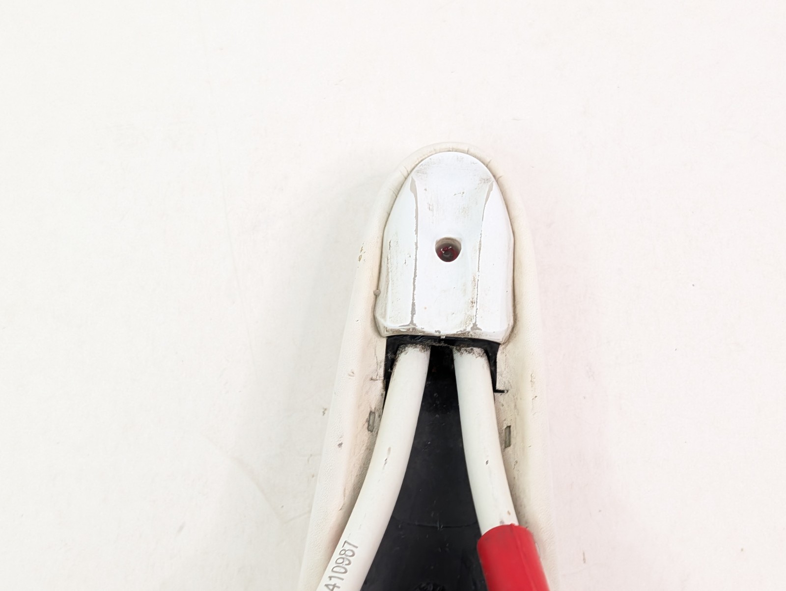 Bontrager Inform RL Stainless Steel Rails White/Red 146mm Cosmetic Issues Vtg