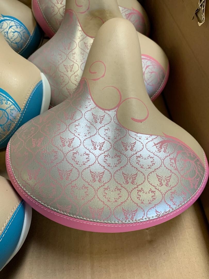 Custom Bicycle Seat Tri-Tone Cruiser City Tricycle Bike CREAM/SILVER/PINK