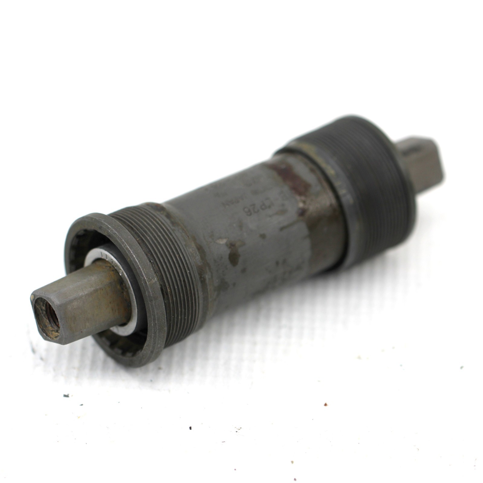 SHIMANO BOTTOM BRACKET Vintage 73mm 114mm 350g Square Taper BB-LP26