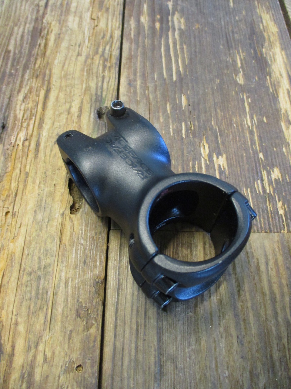 RaceFace stem, black, 50mm length, 6-degree rise, 35mm clamp