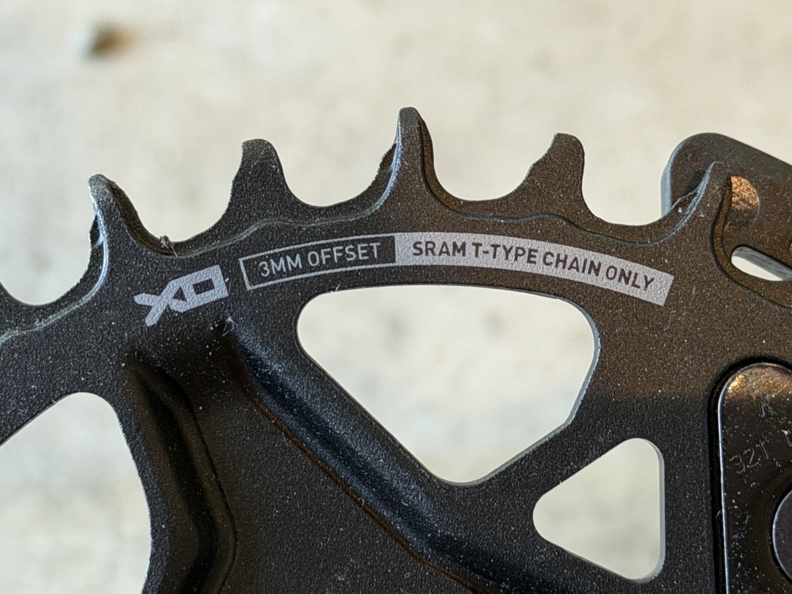 SRAM XO Eagle T-Type Direct Mount Chainring 32t 12-Speed 8-Bolt w/ Bash Guard
