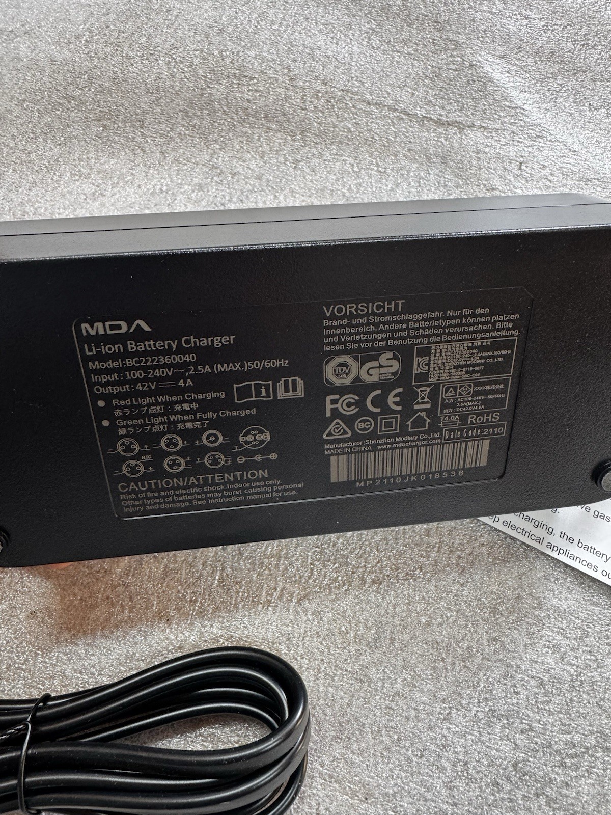 New MDA 42V 4.0A Li-ion Battery Charger BC222360040 UL 1012
