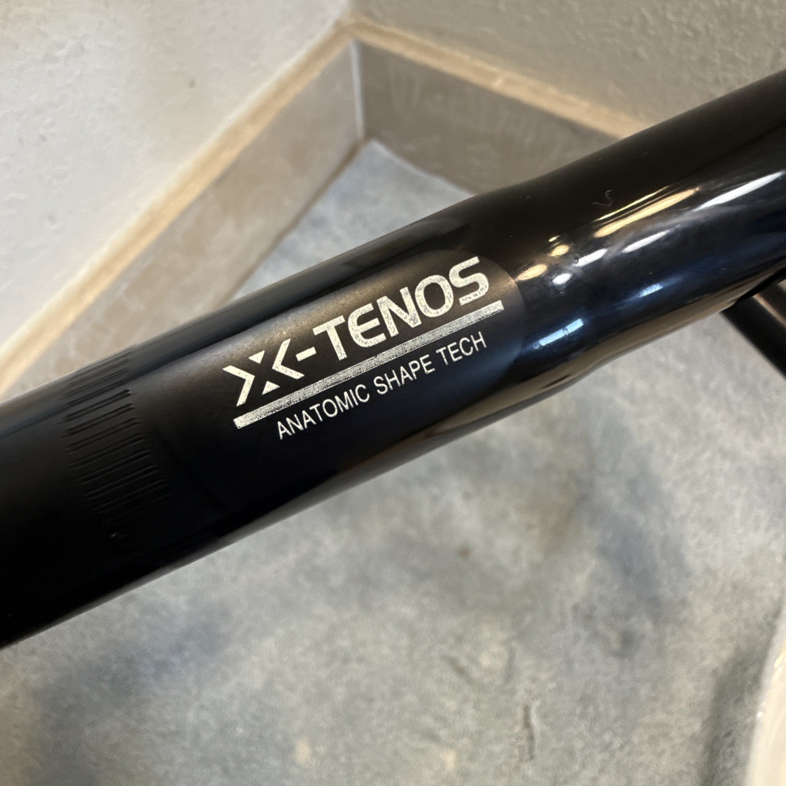 MODOLO X-TENOS HANDLEBAR 42cm Wide BLACK ANATOMIC for 26.0 clamp [aha]