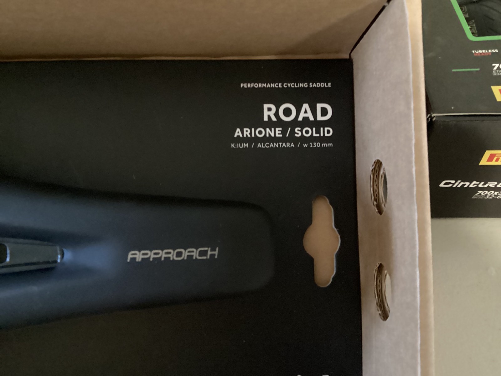 Fizik arione saddle, new, black, 130 MM width