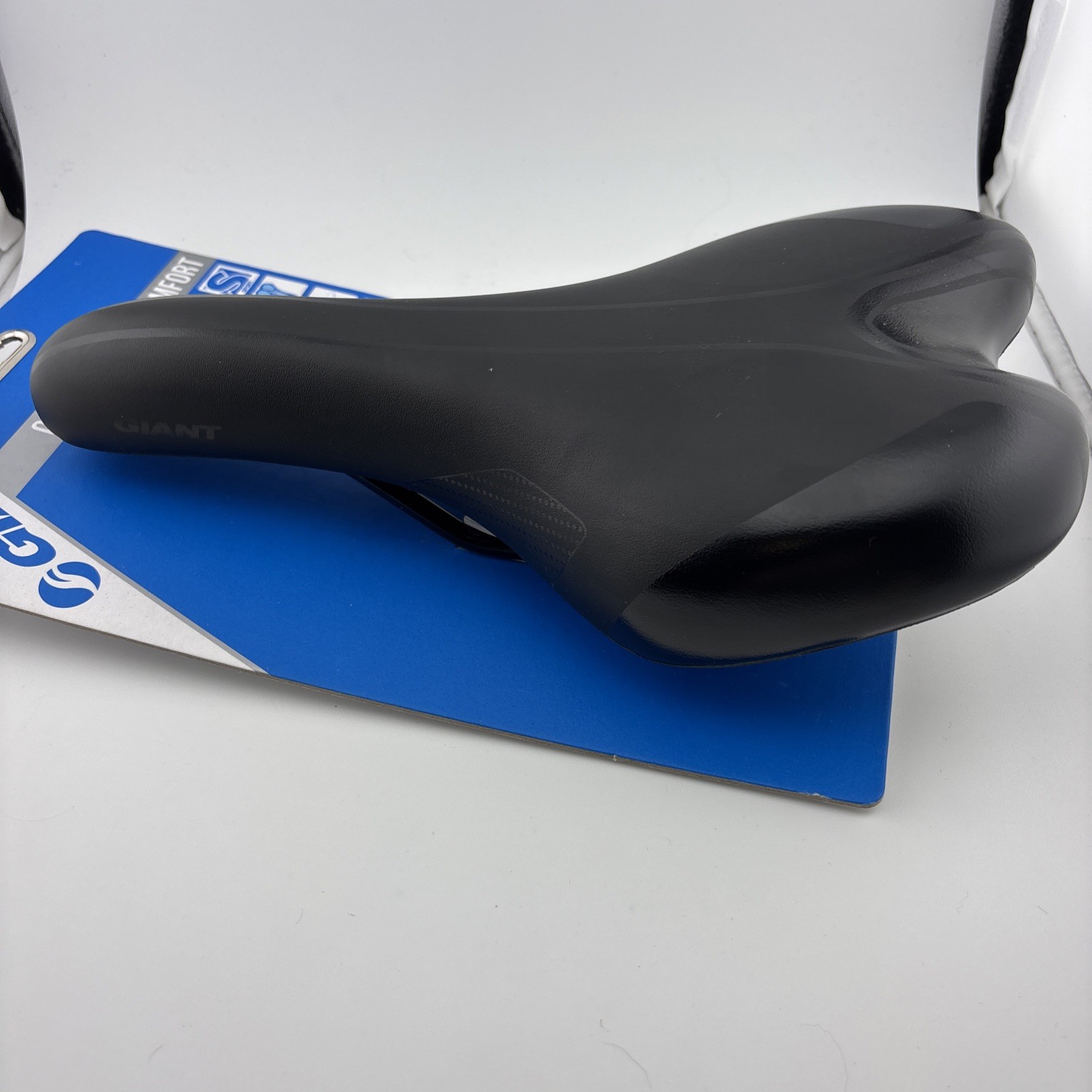 Giant Bicycle Saddle Bike Seat Connect Upright Comfort Cutout Unisex Black