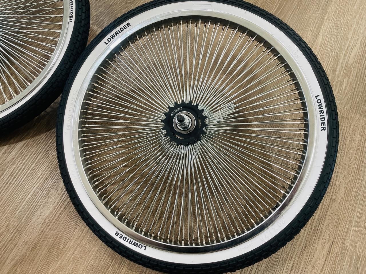 20″ Lowrider Logo Bicycle Dayton Chrome Wheels & White Walls 140 Spoke Wheel Set