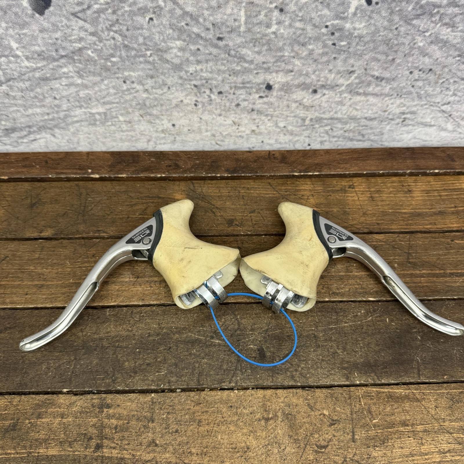 Vintage Shimano 105 BL-1051 Brake Levers Whit Pair Aero Drop Bar 23.8mm Bike