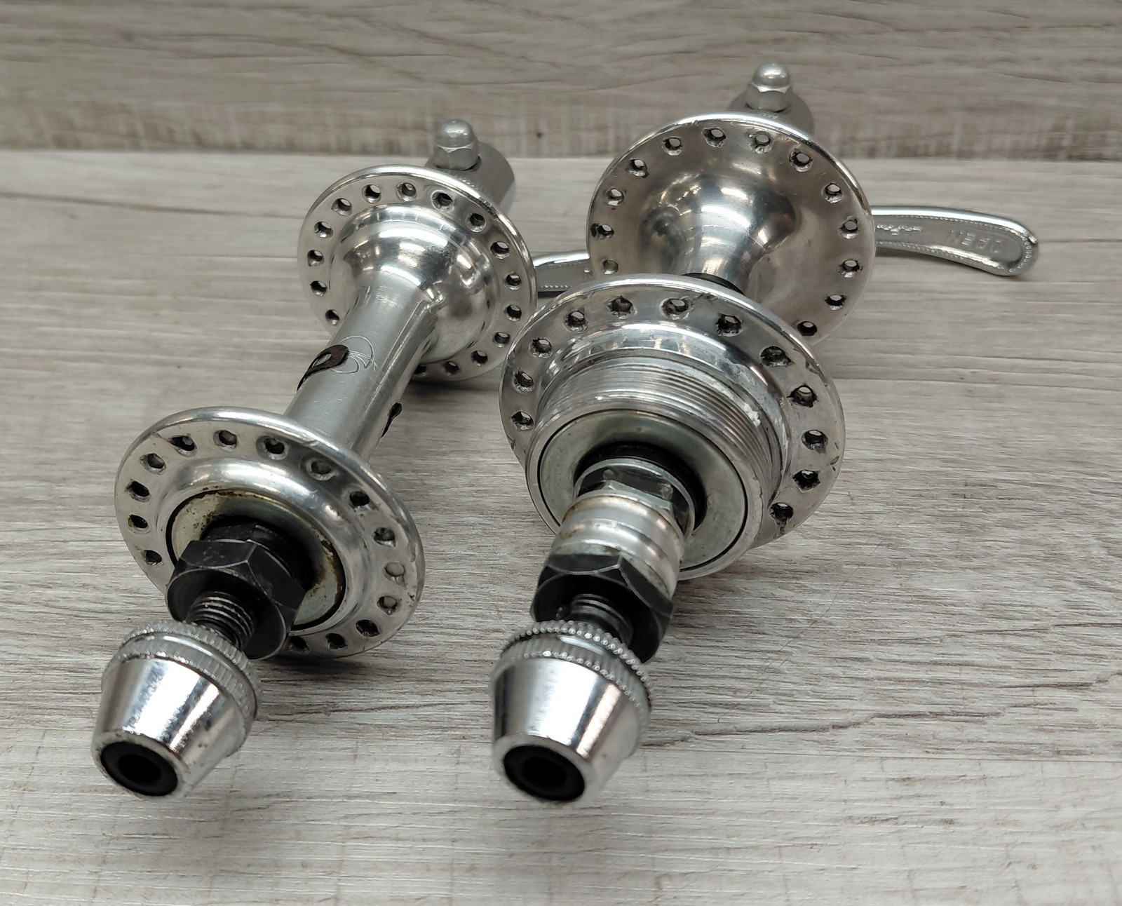 Vintage 70’s Shimano 600 Hub Set 36H 100/125 mm with Skewers