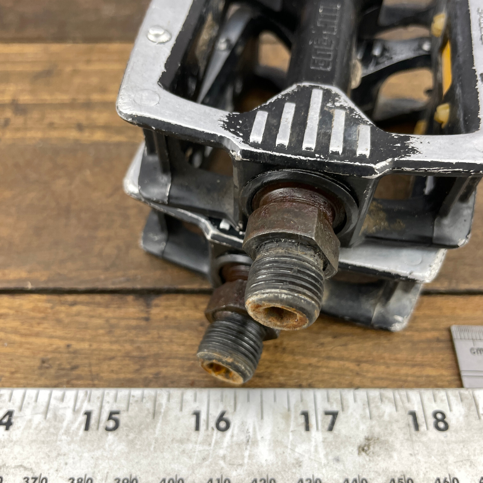Vintage MKS MP-303 Pedals 9/16 In Old School BMX Freestyle MTB 3pc Alloy