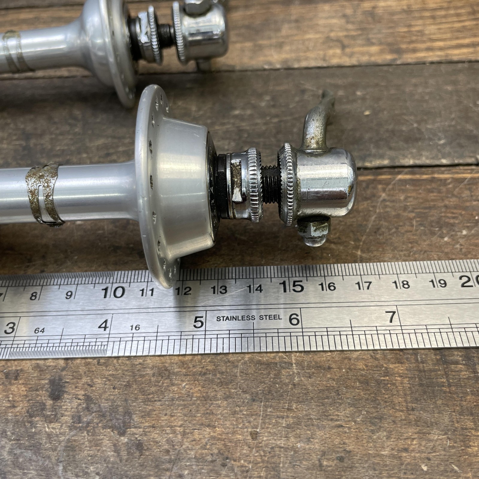 Vintage Shimano Dura-Ace 1st Gen Bike Hub Set 36H 36 Front Rear 120 70s