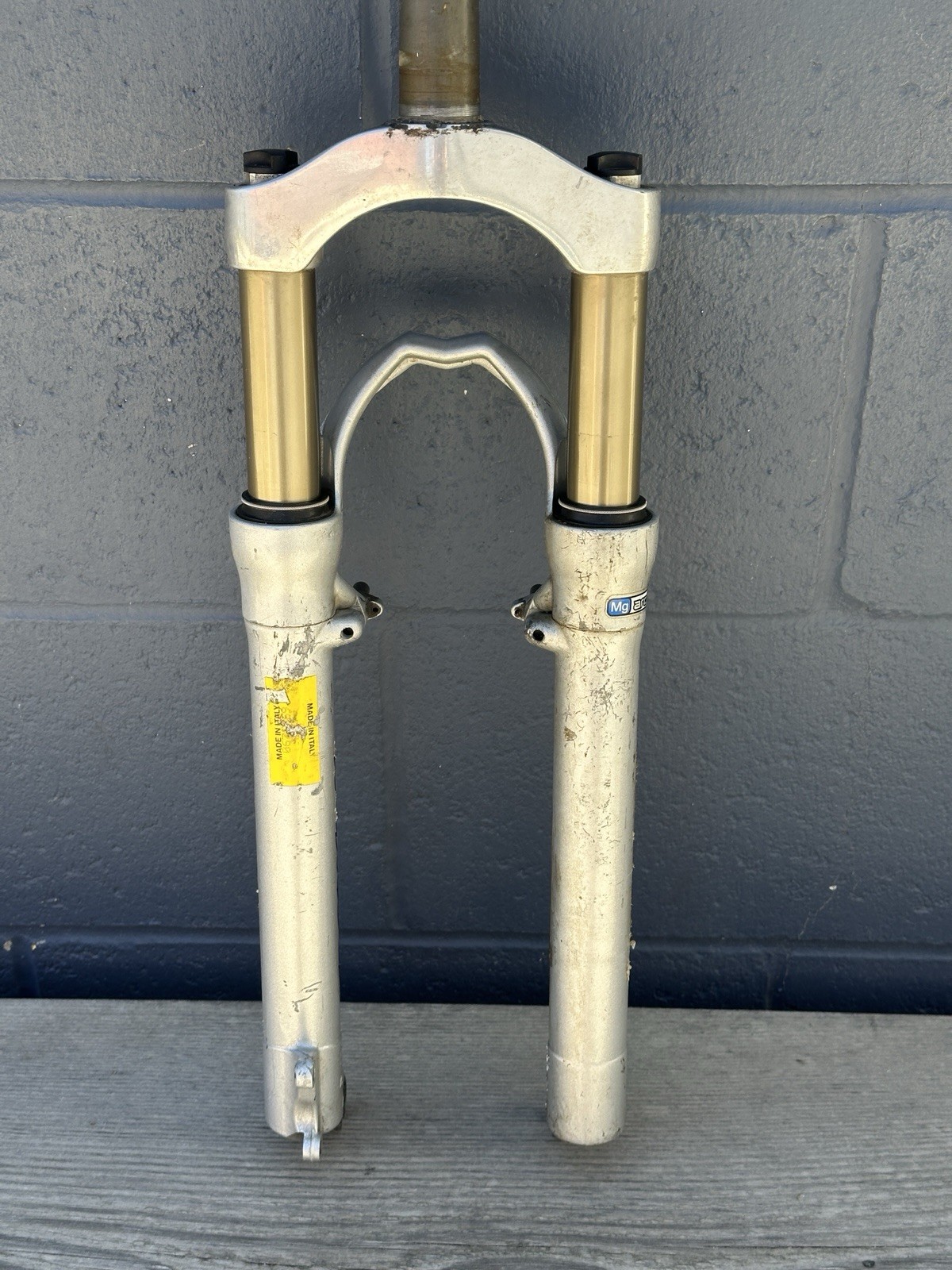 Marzocchi Bomber 2001 Suspension Fork 26in 1-1/8 Rim Disc Silver 450mm A-C