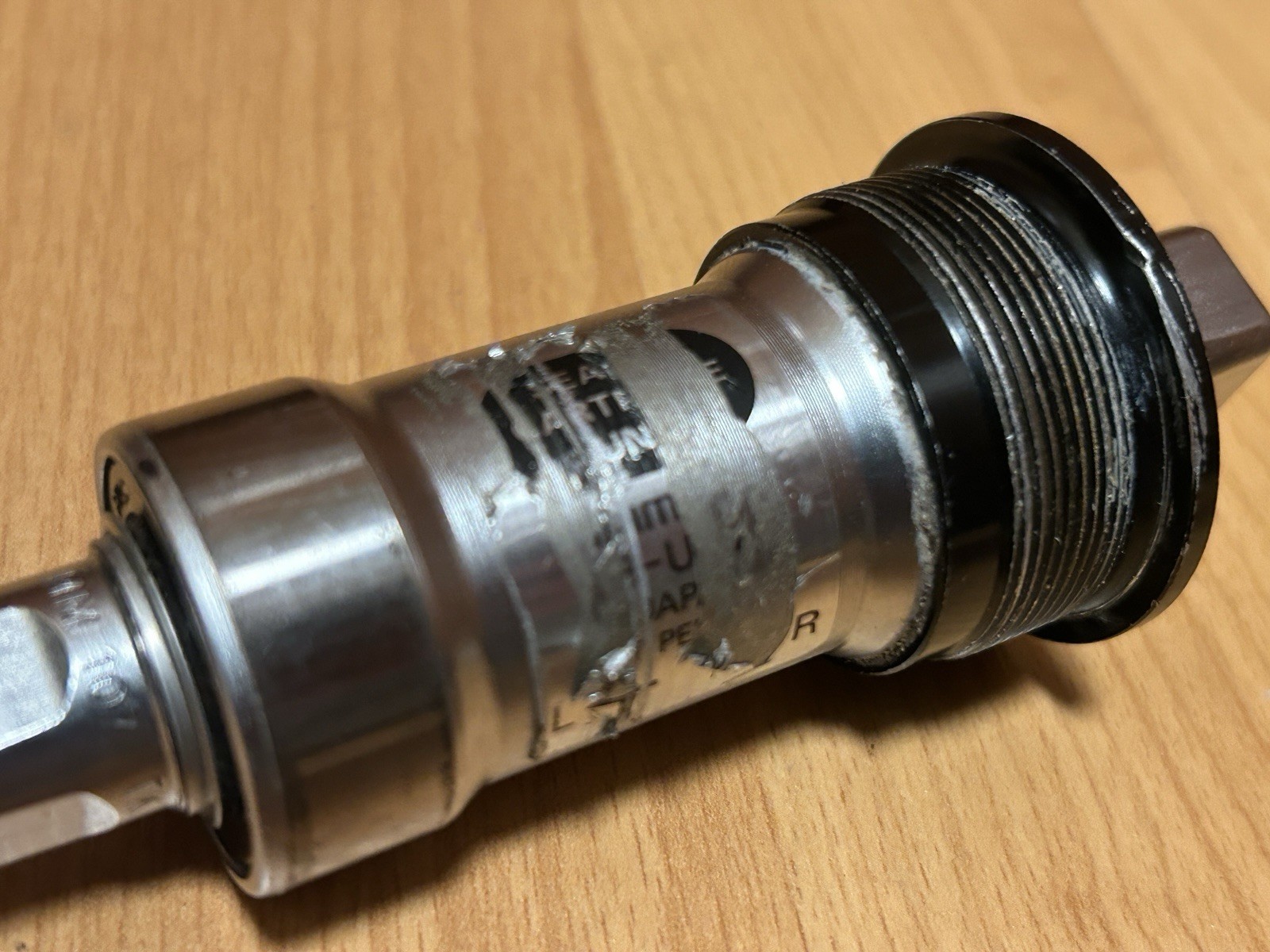 Vintage Shimano XT BB-UN72 Bottom Bracket Square Taped 68 x 108 English BSA