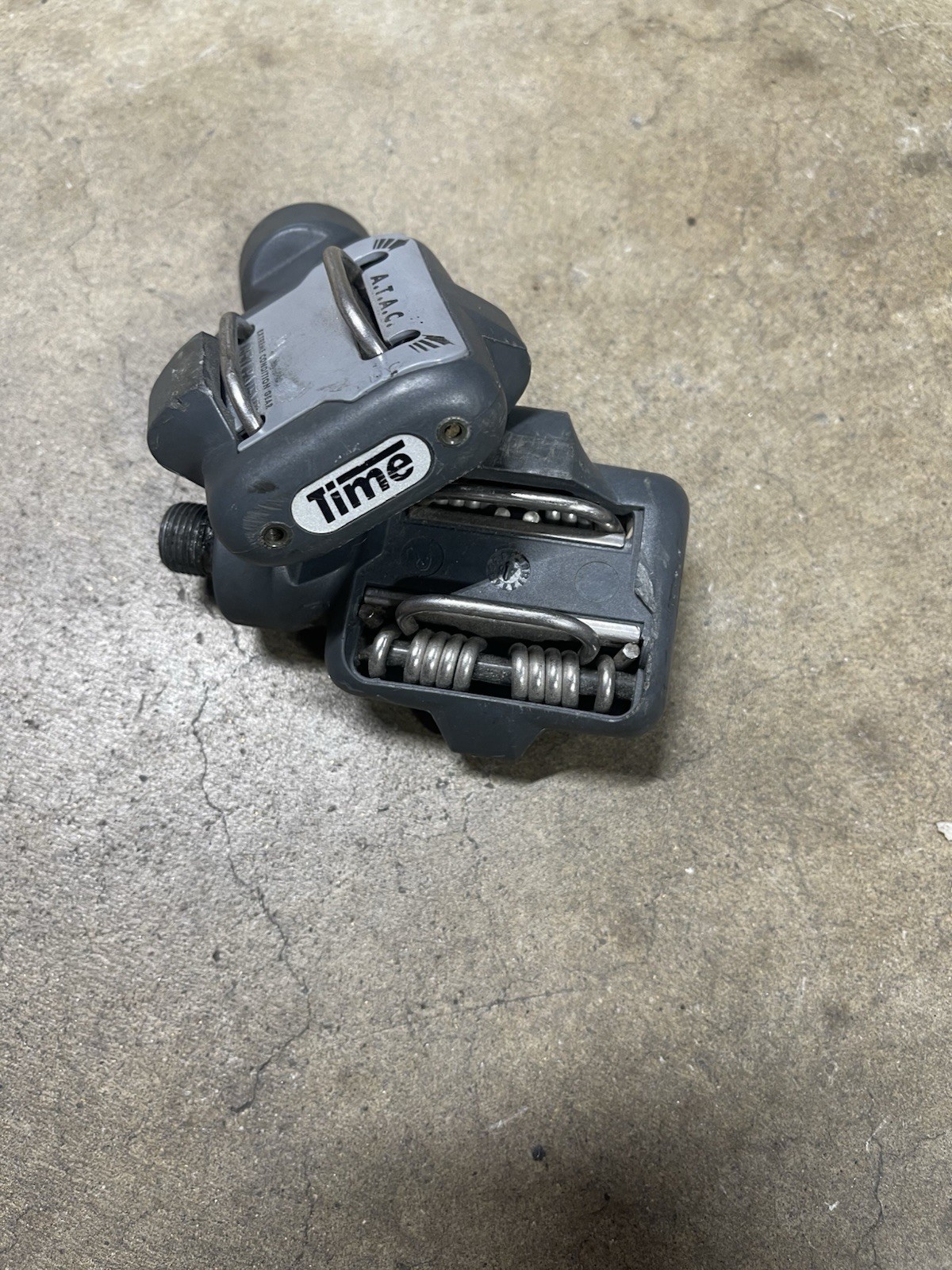 TIME ATAC Clipless Mountain Bike Pedals Pair Composite/Steel Gray Black Silver