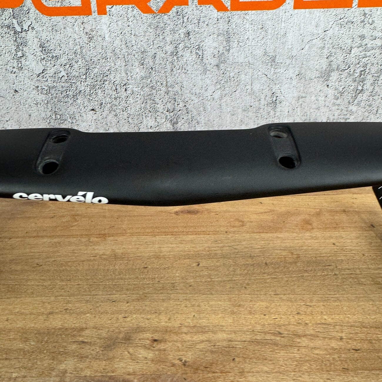 Cervelo HB14 42cm Carbon Aero Handlebar Di2 Compatible 80mm Reach 128mm Drop