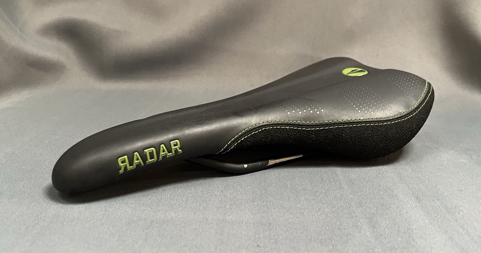 SDG Radar Saddle Mountain Bike 136mm 7 x 7 Ti Alloy Rails 233g Black / Green