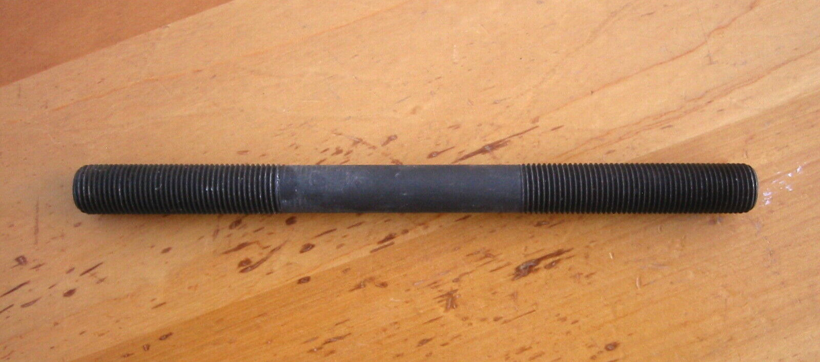Rear Hub Axle 10x1x131mm Cr-Moly Fits Shimano, Sansin, Suntour for 120-127 mm QR