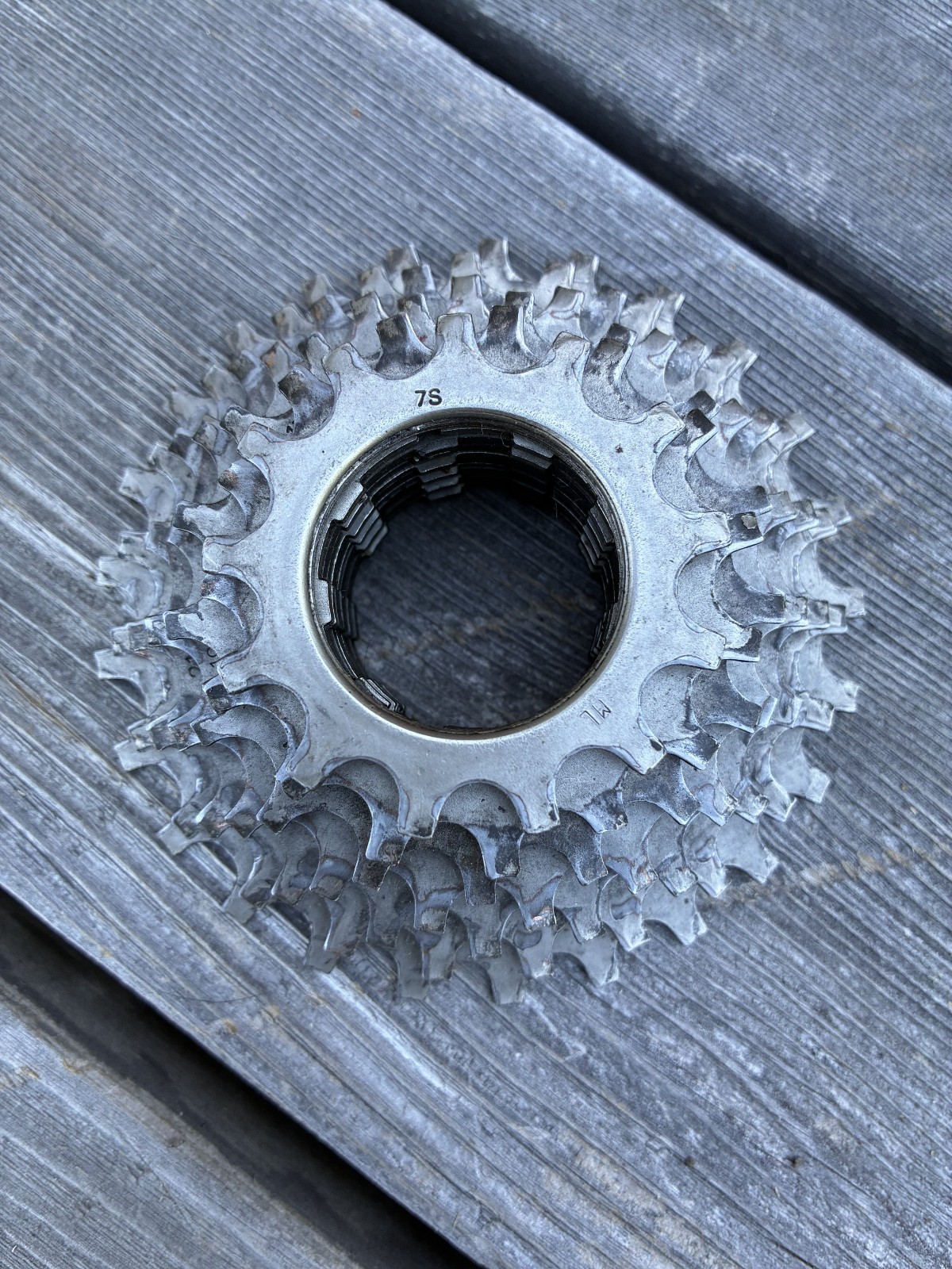 Shimano Japan 600 Ultegra CS-6400 7-Speed Uniglide Cassette | 13-25T / EXC