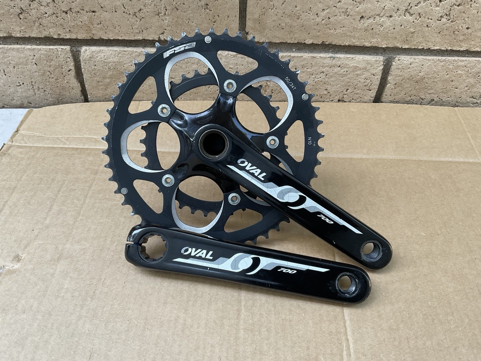 Oval Concepts 700 Crankset 170mm X 50/34 Tooth In Nice Condition