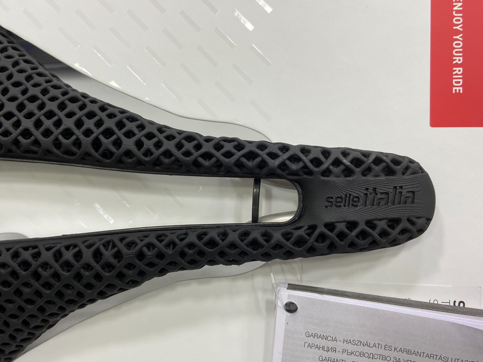 Selle Italia SLR Boost 3D Ti316 Superflow L3(145x248mm) Bicycle Saddle (Black)