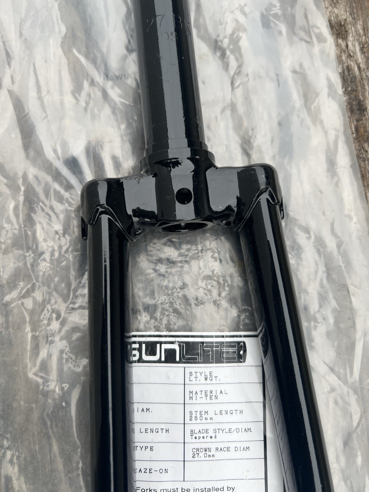 New ~ Sunlite 1″ Threaded Road Fork QR 27″ wheel 250mm steerer vintage Black