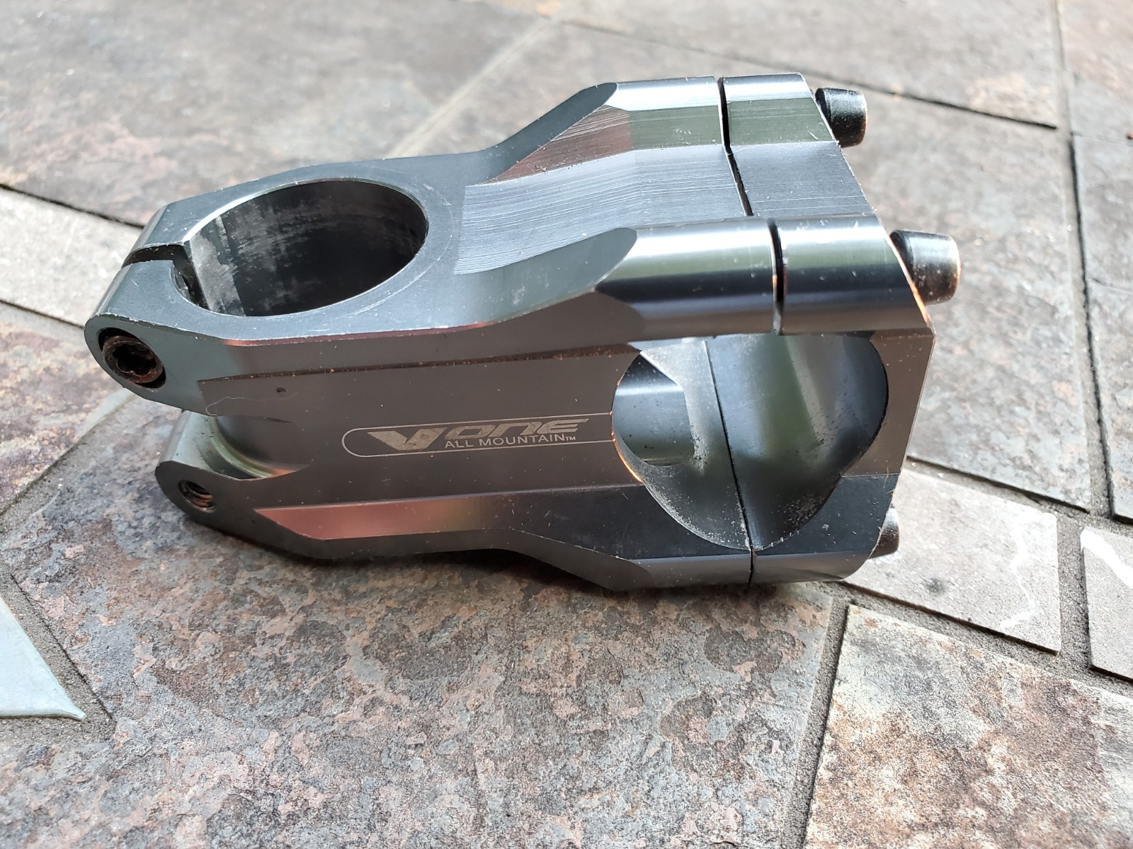 Sunline V-One Threadless Mountain Bike Stem 50mm 1 1/8″ 31.8 mm Bar CNC grey