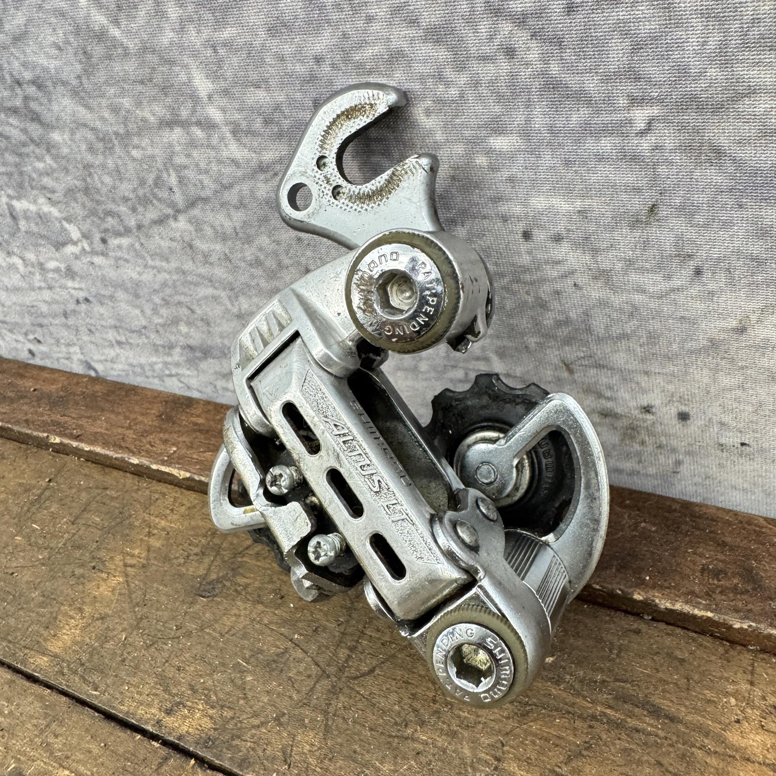 Vintage Shimano Altus LT Rear Derailleur Short Cage Hanger 290g Japan Bike