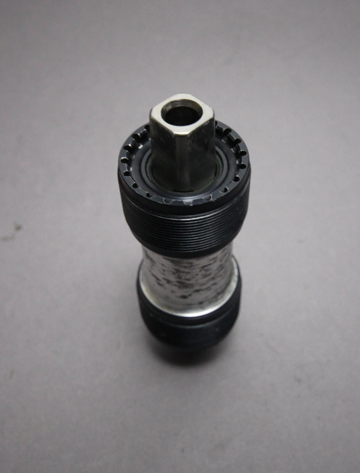 Titanium Bottom Bracket / BSA 1.370″x24 / 114 mm Synchros ? Tune ? Race Face ?