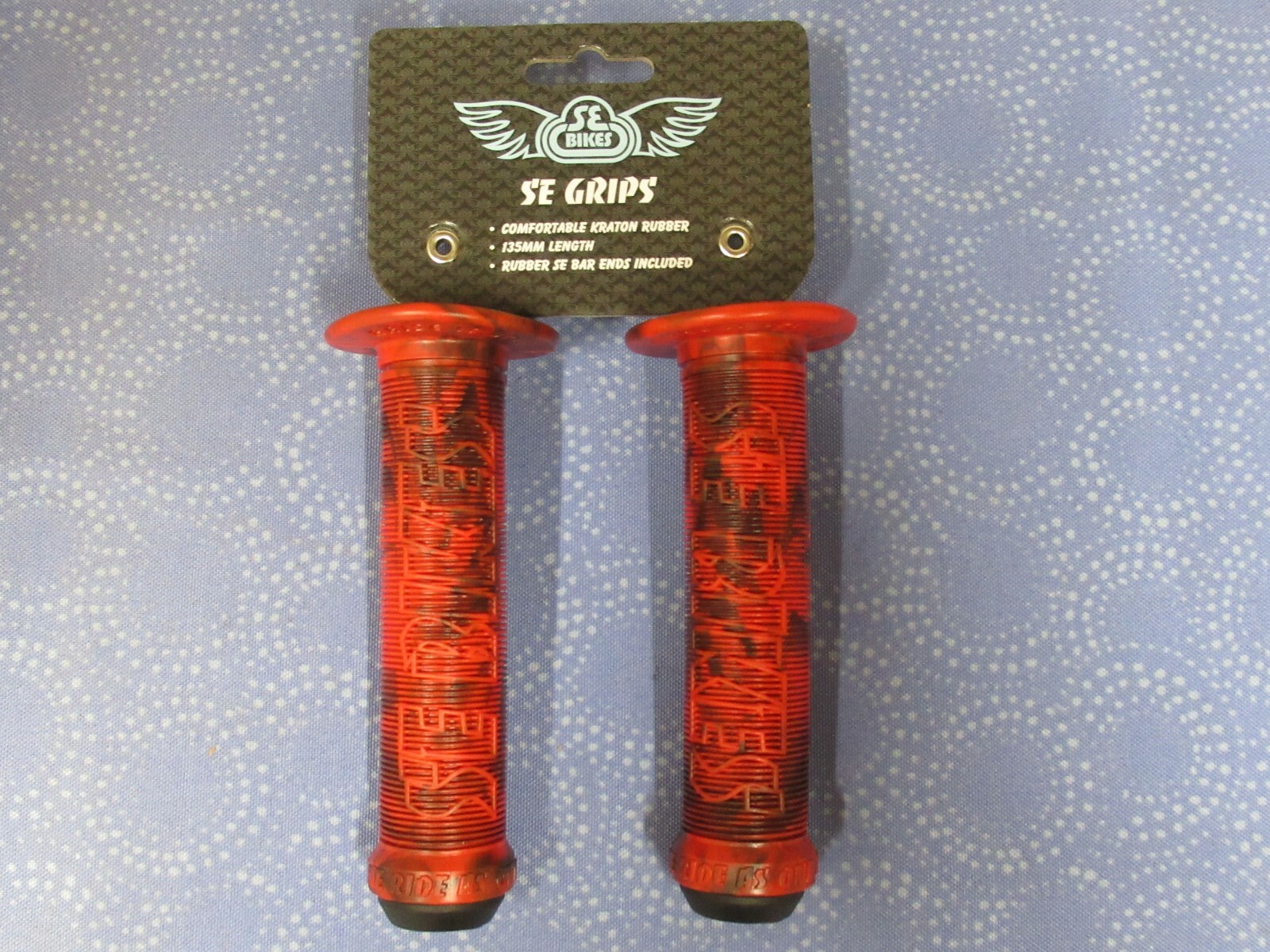 SE Racing BMX Bike Life Red Swirl Flanged Handlebar Grips 5-1/2″ Fit 7/8 Bar-New