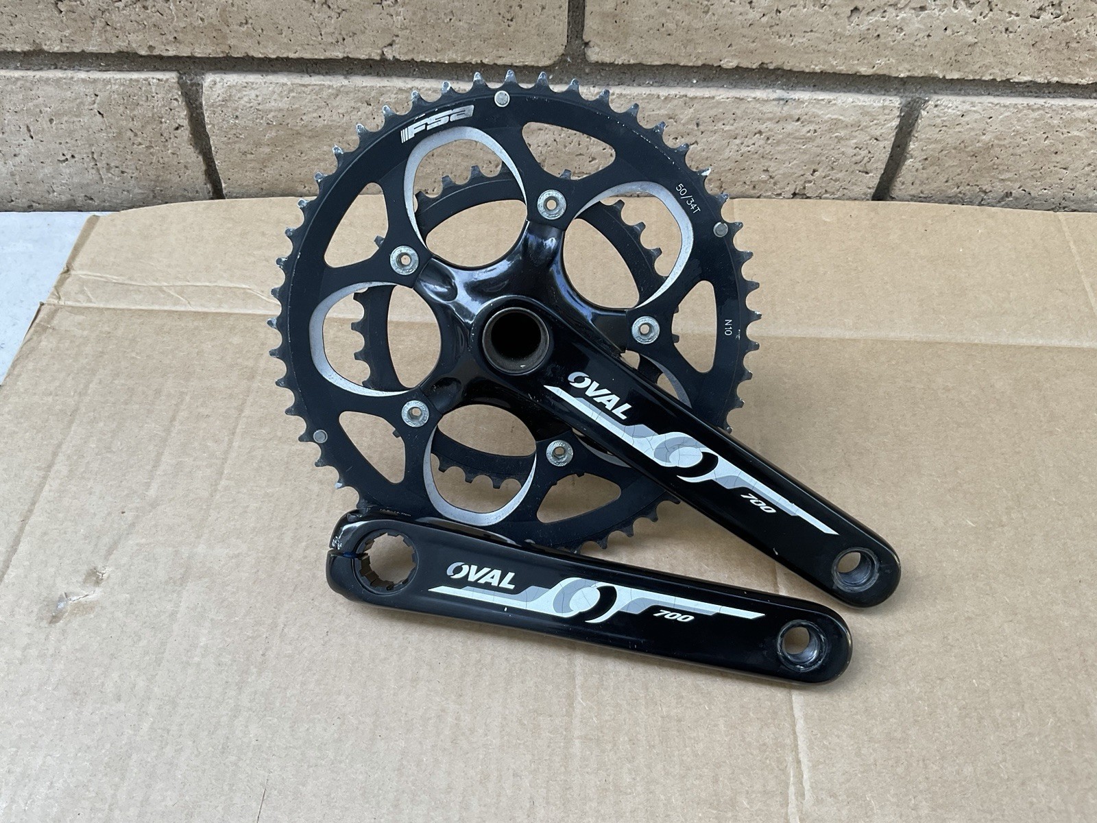 Oval Concepts 700 Crankset 170mm X 50/34 Tooth In Nice Condition