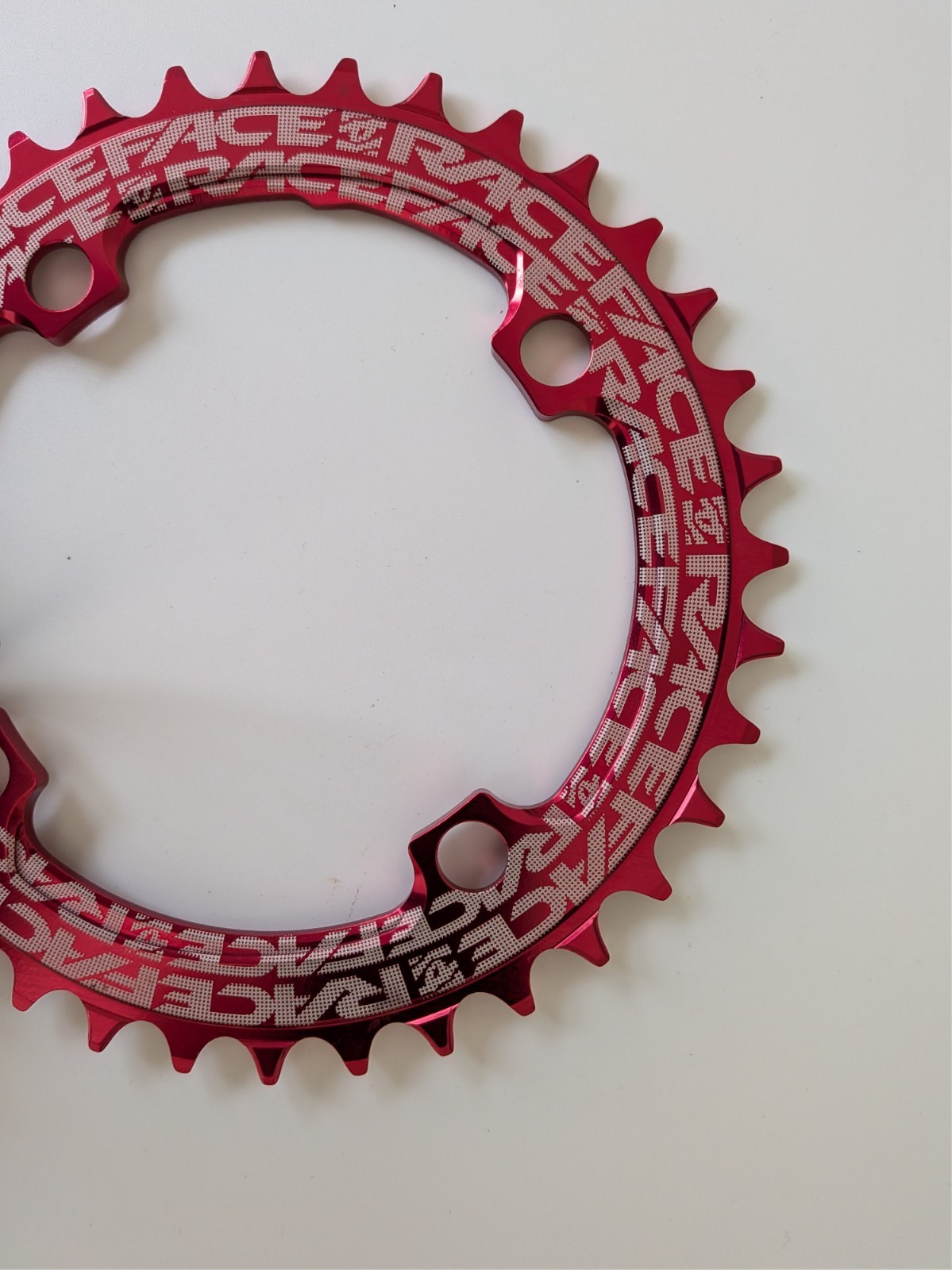Race Face Single Narrow Wide 1x MTB Chainring – 104mm BCD 36t RED