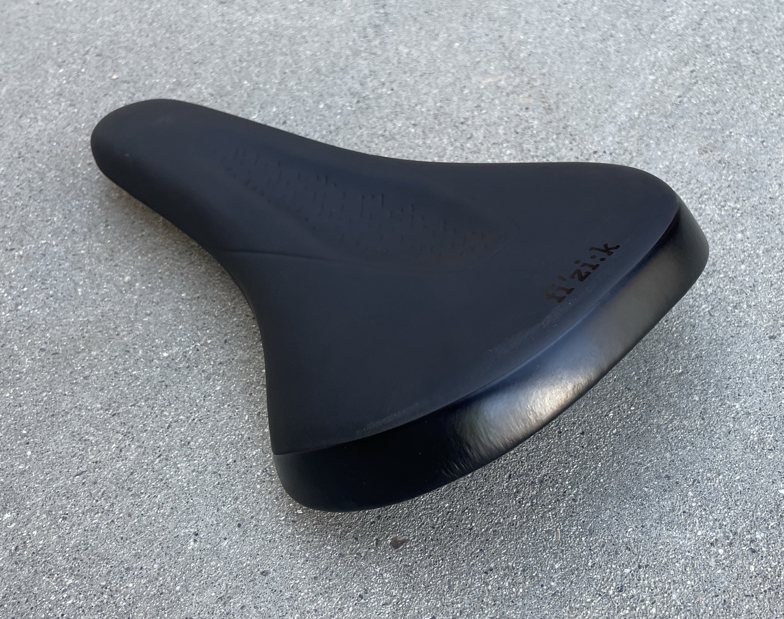 Fizik Terra Alpaca X5 Seat Saddle Mens Unisex Black Mountain Bike MTB 145mm