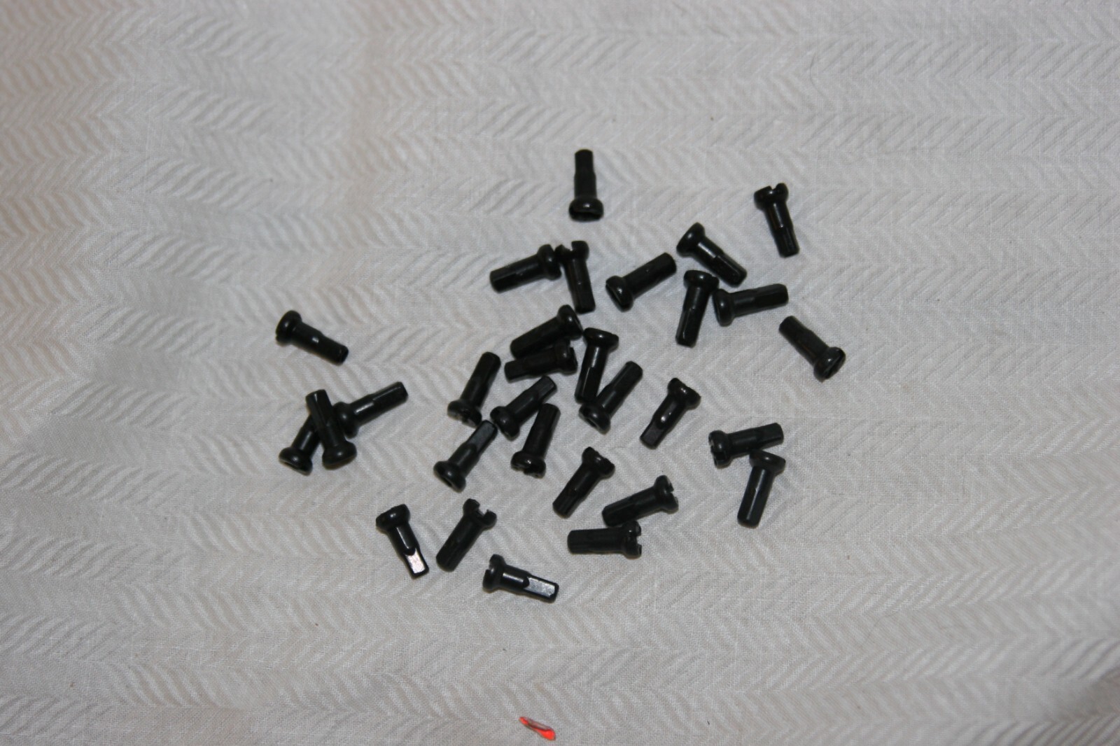 DT Swiss Black Alloy Aluminum Nipples 15 gauge x 12mm Black Qty 24 BK12