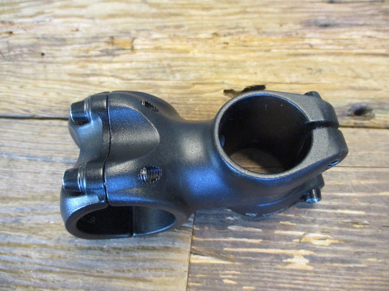 RaceFace stem, black, 50mm length, 6-degree rise, 35mm clamp