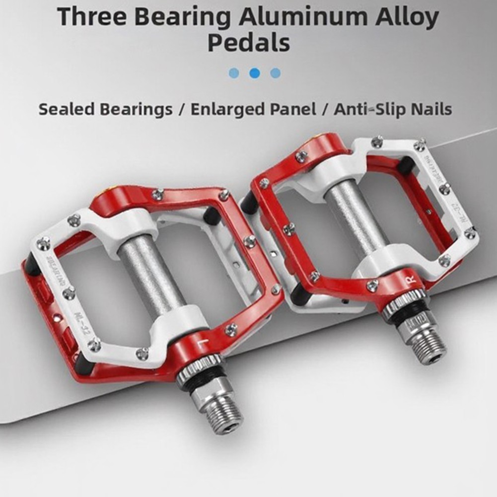 CNC Aluminum Bicycle Pedals 460g Pair with 20 Removable Pins and Dust Cover