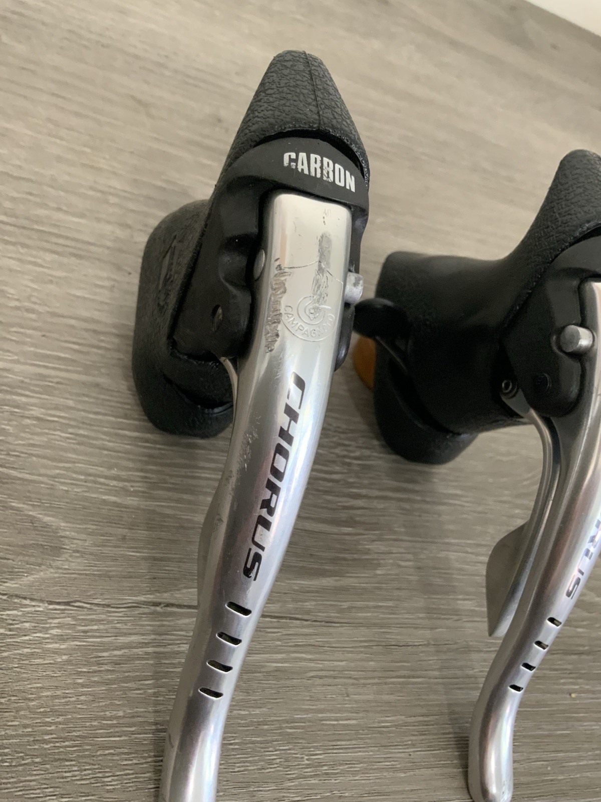 CAMPAGNOLO CHORUS BRAKE / SHIFTER SET 8 SPEED CARBON DOUBLE OR TRIPLE ERGO