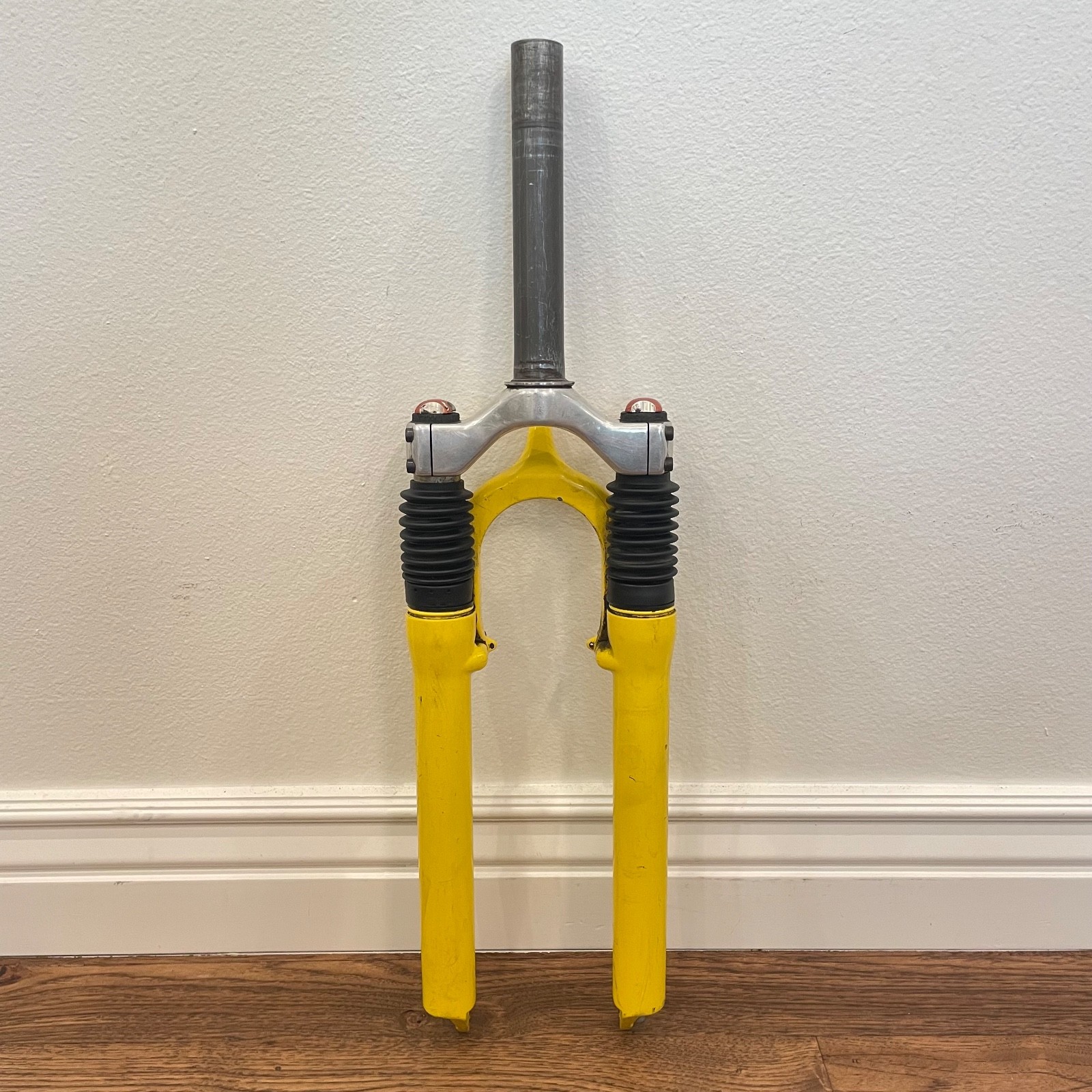 Vintage Rock Shox Judy SL Fork 1 1/8 Threadless 26″ Suspension