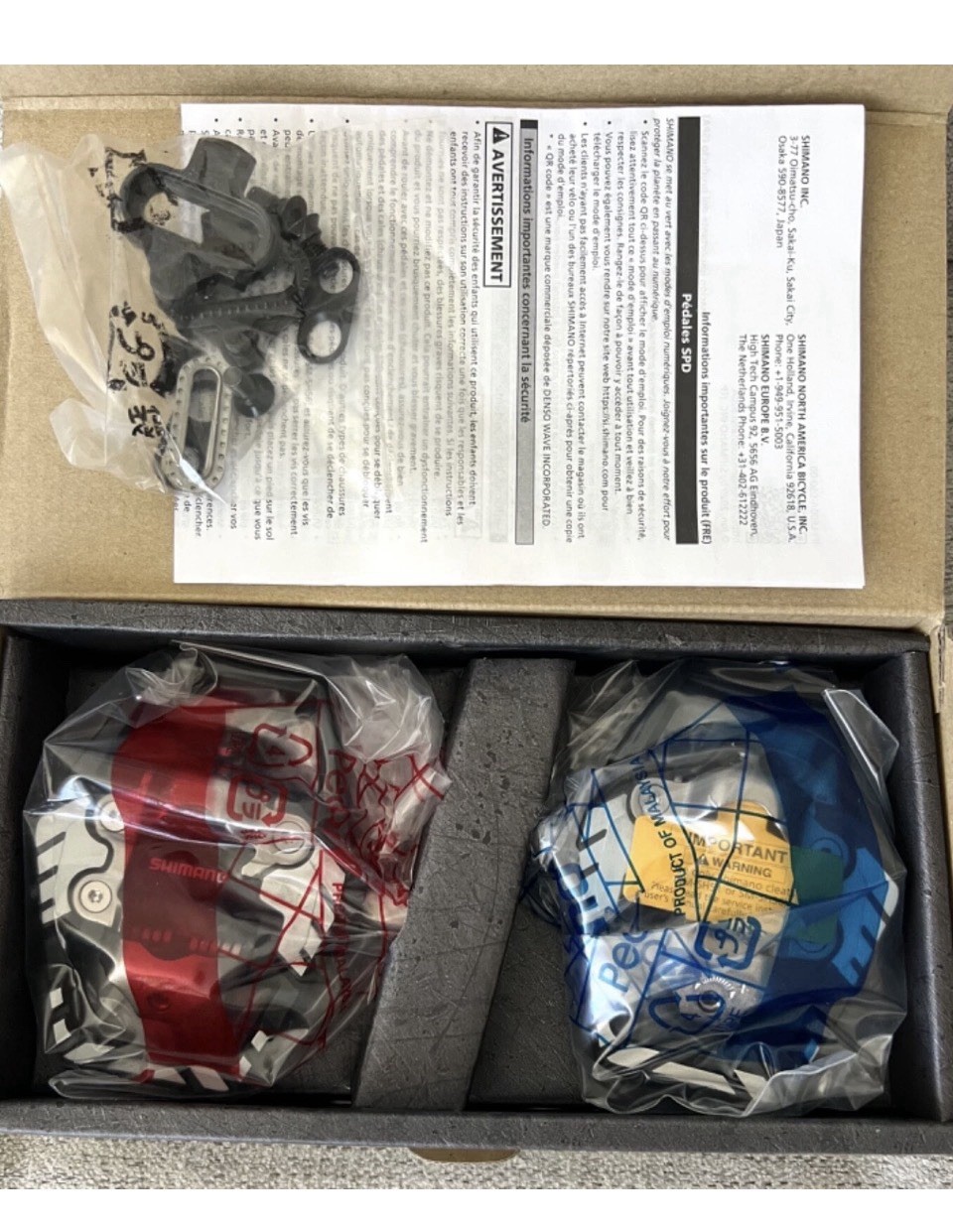 Shimano XT M8120 Deore Clipless SPD Pedals with Cleats, Black / Silver (SM-SH51)