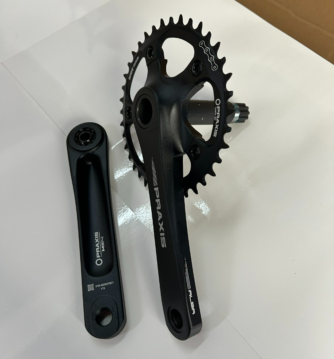 Praxis Alba M24 Crankset 38T Chainring BCD110 10/11 Speed bottom bracket Set