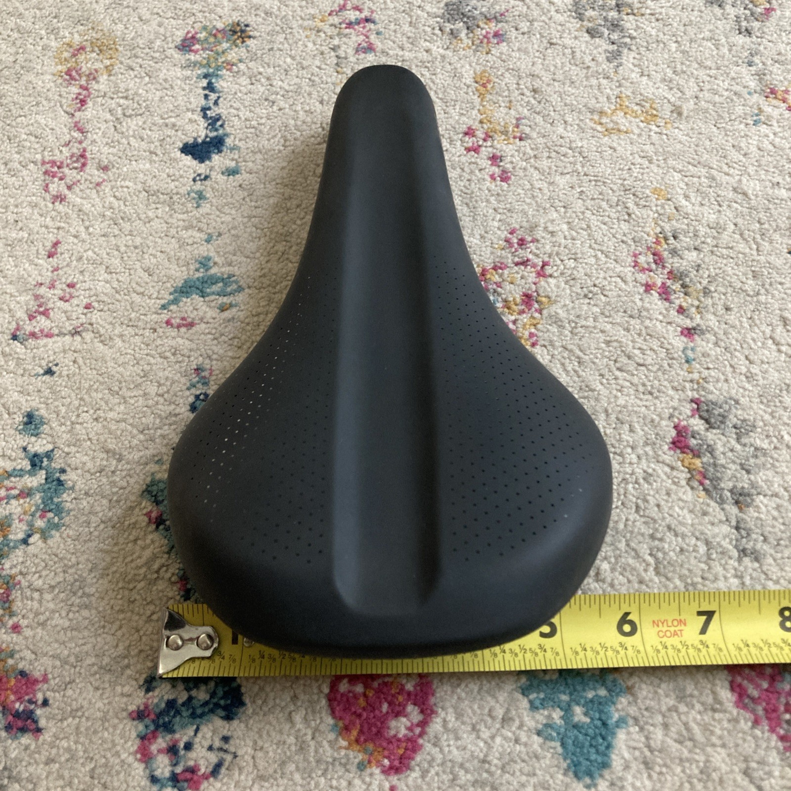 Trek Verse Trail Short Bike Seat 145mm Saddle Steel Rails
