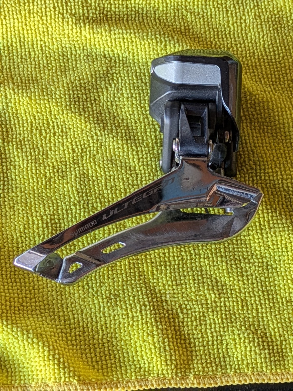 Shimano Ultegra FD-R8050 Di2 Electronic Braze On 11-Speed Front Derailleur 129g