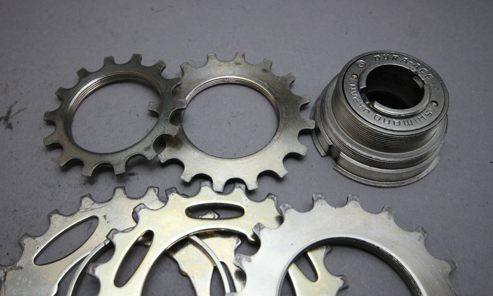 Shimano Dura Ace MF-7200 Freewheel / 5S / 14-23 / 375g / ISO Bolt On