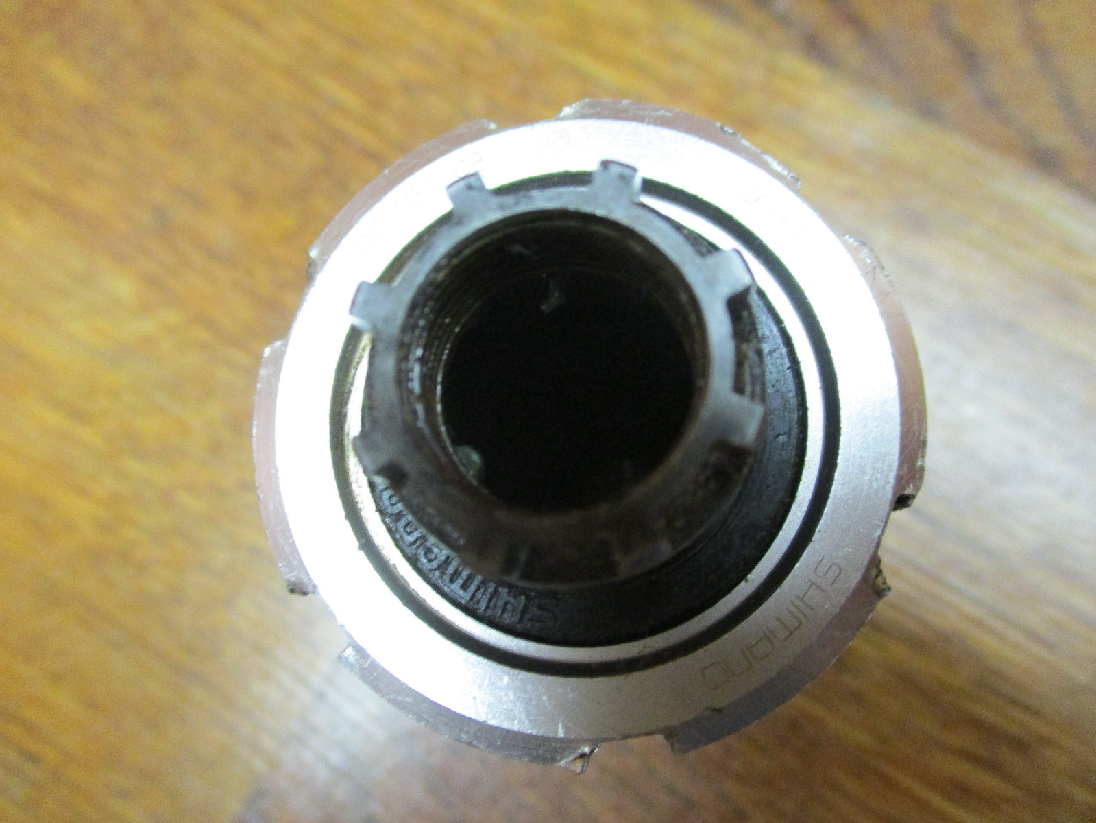 SHIMANO DURA ACE BB-7700 ENGLISH THREAD 1.37×24 68×109.5 OCTALINK BOTTOM BRACKET